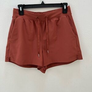 Old Navy Women's Athletic Shorts in Rust